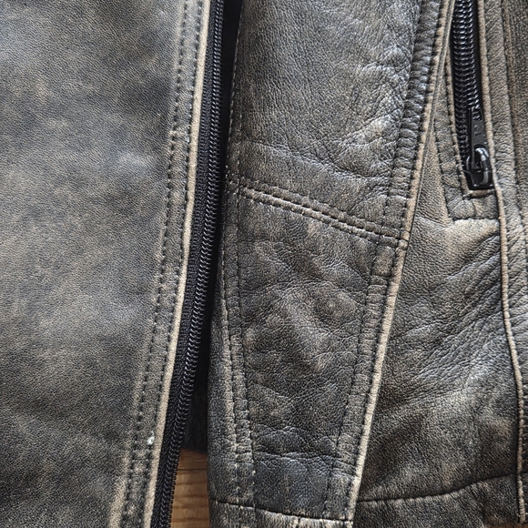 CANADIAN VINTAGE Distressed, Brown Leather Assymetrical Jacket by OCEAN WEST - Picture 9 of 16